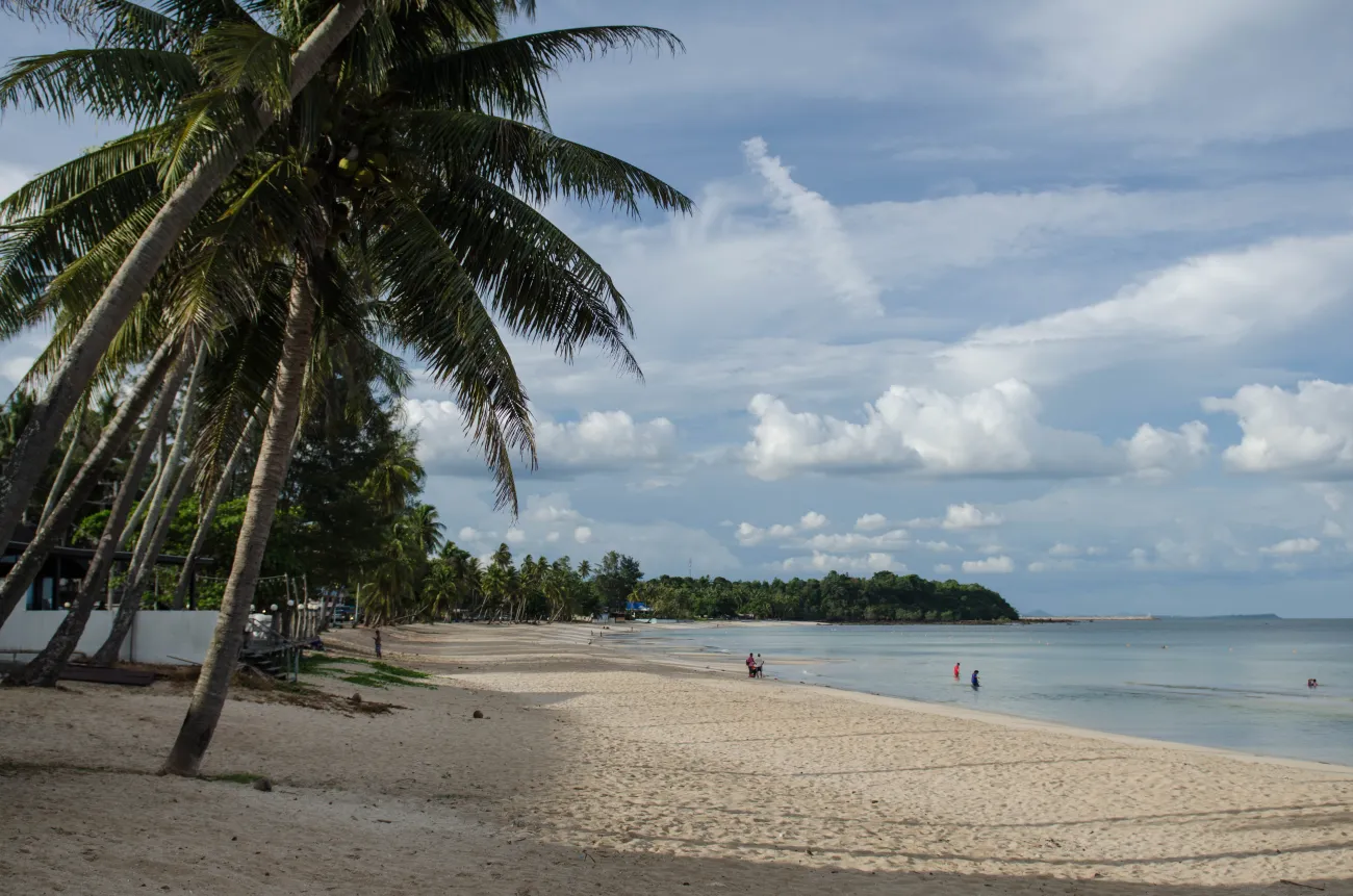 Thung Wua Laen Beach, Chumphon